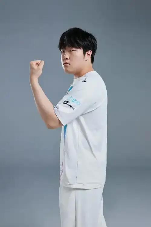 九游平台包含Rookie意外战胜阿森纳，反败为胜引爆全场！的词条